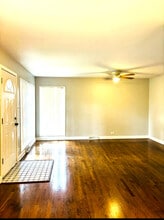 2800 S 10th Ave in Broadview, IL - Building Photo - Building Photo