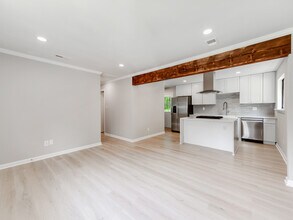 4925 Springview Rd in Charlotte, NC - Building Photo - Building Photo