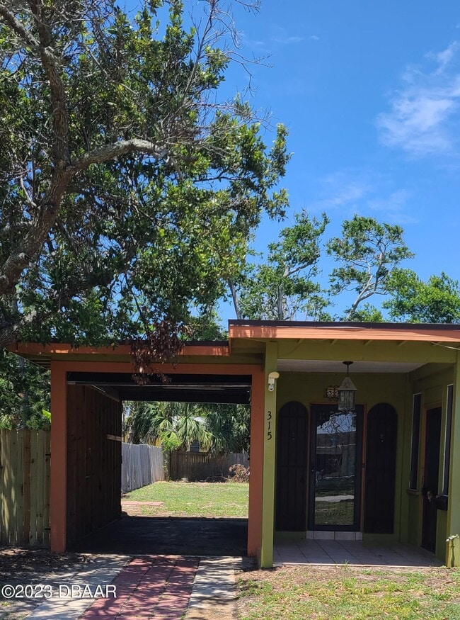 315 Golf Blvd in Daytona Beach, FL - Building Photo - Building Photo