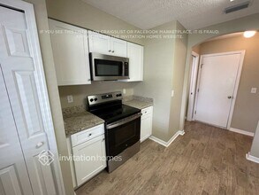 27144 La Jolla Way in Wesley Chapel, FL - Building Photo - Building Photo