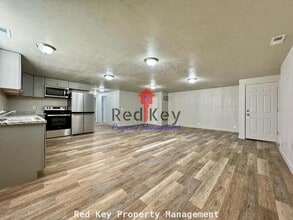 643 Hunter Way in Grantsville, UT - Building Photo - Building Photo