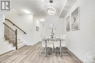 247 Clonrush Way in Ottawa, ON - Building Photo - Building Photo