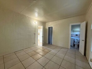 418 NW 14th Ave in Fort Lauderdale, FL - Building Photo - Building Photo