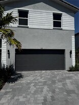 128 SW 184th Way in Pembroke Pines, FL - Building Photo