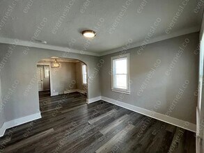 3355 Curwood St in Drayton Plains, MI - Foto de edificio - Building Photo