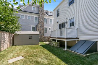 303 Lalley Blvd in Fairfield, CT - Building Photo - Building Photo