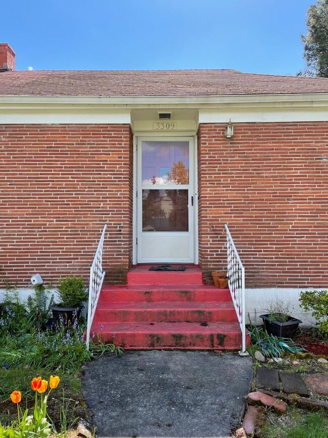 3309 E Evergreen Blvd in Vancouver, WA - Building Photo - Building Photo