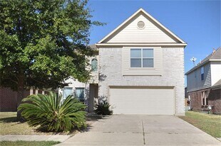 7119 Foxvista Ln in Humble, TX - Building Photo