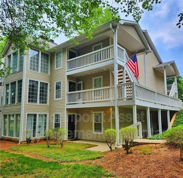 309 Countryside Pl in Smyrna, GA - Foto de edificio