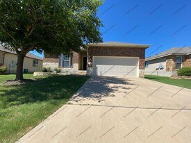 8012 Bridgepointe Dr in Temple, TX - Building Photo