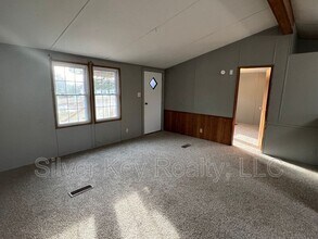 447 Co Rd 408 in Madisonville, TN - Building Photo - Building Photo