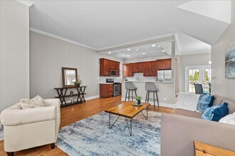 1334 Wilmette Ave in Wilmette, IL - Building Photo - Building Photo