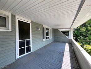 2683 Hampshire Rd in Cleveland Heights, OH - Building Photo - Building Photo