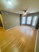 7127 S Normal Blvd in Chicago, IL - Building Photo