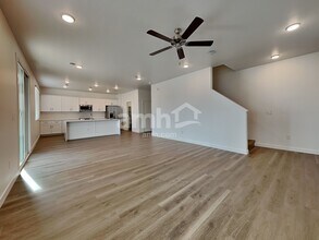 9825 W Parkway Dr in Tolleson, AZ - Building Photo - Building Photo