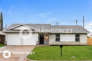 6707 Country Creek Dr in Arlington, TX - Building Photo