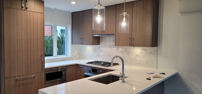 573 W 29th Ave in Vancouver, BC - Building Photo - Building Photo