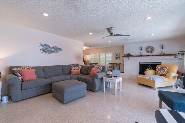179 Jamaica Dr in Cocoa Beach, FL - Building Photo - Building Photo
