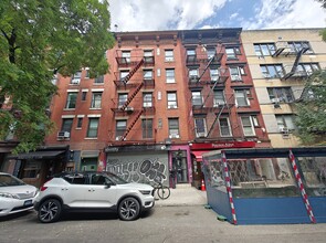 511 E 6th St in New York, NY - Building Photo - Building Photo