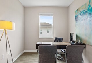 4013 Redbridge Lp in Davenport, FL - Building Photo - Building Photo