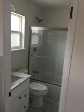 256 N Alvarado St, Unit Studio in Ojai, CA - Building Photo - Building Photo