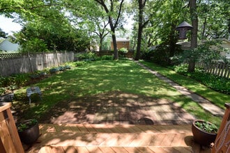 319 Wesley Ave in Evanston, IL - Building Photo - Building Photo