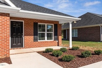 597 Pendergraft Rd in Bunnlevel, NC - Building Photo - Building Photo