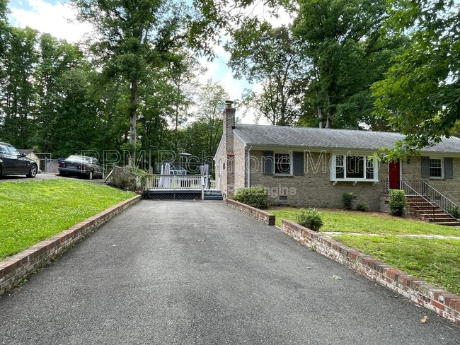 3600 Ghent Dr in Chesterfield, VA - Foto de edificio - Building Photo