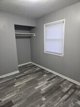 1025 S St Clair St in Wichita, KS - Building Photo - Building Photo