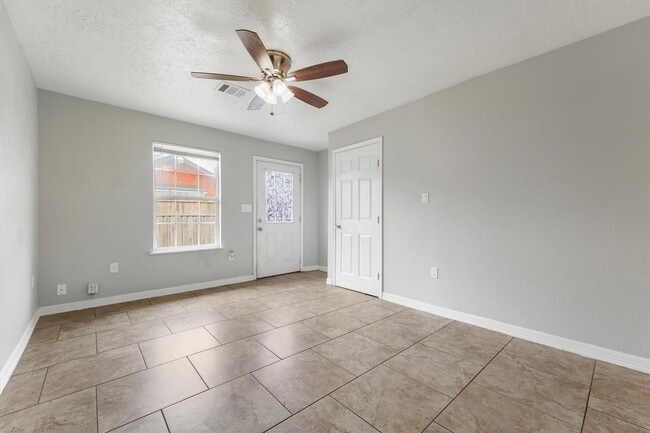 1003 Melbourne St in Houston, TX - Building Photo - Building Photo