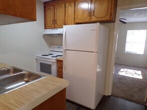 25 Parkview Dr in Ozark, AL - Building Photo - Building Photo