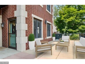 625 Dayton Ave, Unit 4 in St. Paul, MN - Building Photo - Building Photo