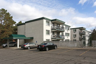 Joppa Lane in St. Louis Park, MN - Foto de edificio - Building Photo