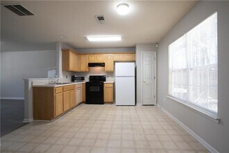 645 Stadler Pointe in Mcdonough, GA - Building Photo - Building Photo