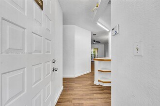 9158 NW 40th St in Coral Springs, FL - Building Photo - Building Photo