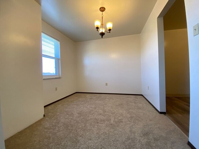 210 Bellwood Dr in West View, PA - Building Photo - Building Photo