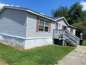 216 Silver Rd in Beaver, WV - Building Photo - Building Photo