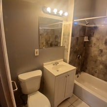 490 Edgewood St in Hartford, CT - Foto de edificio - Building Photo