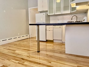 1809 S 13th St in Philadelphia, PA - Building Photo - Building Photo