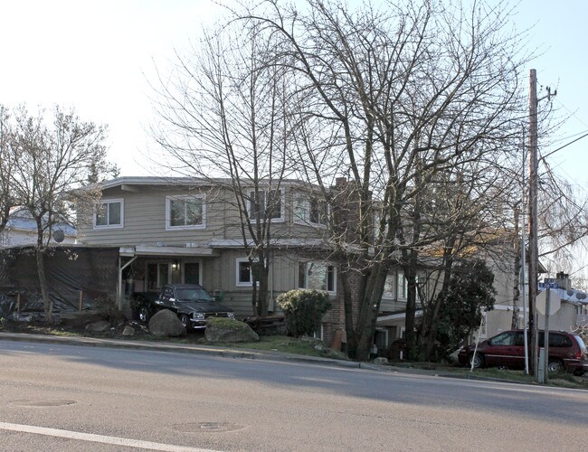 Glenbrook Apartments in Des Moines, WA - Foto de edificio - Building Photo