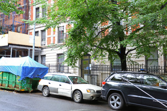 206 W 99th St in New York, NY - Building Photo - Building Photo