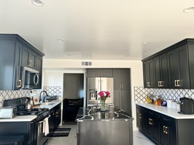5974 Costello Ave in Van Nuys, CA - Building Photo