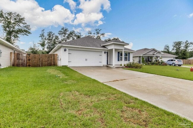 4423 White Cedar Ct in Pace, FL - Building Photo - Building Photo