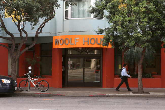 Wolf House III in San Francisco, CA - Foto de edificio - Building Photo