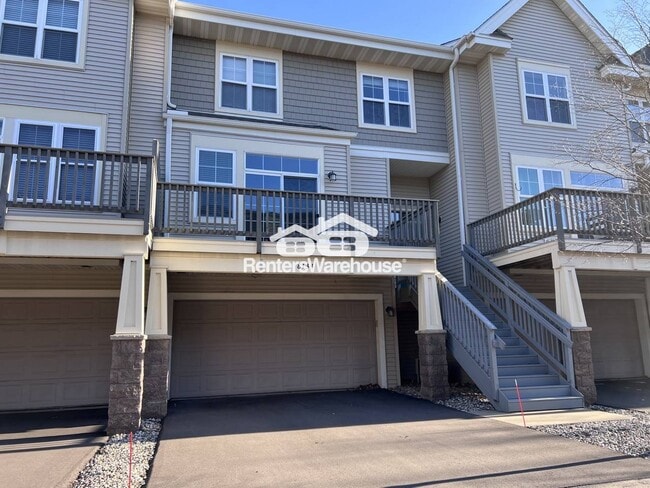 property at 8134 Oakview Cir N