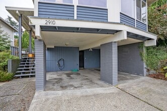 2910 N 30th St in Tacoma, WA - Building Photo - Building Photo
