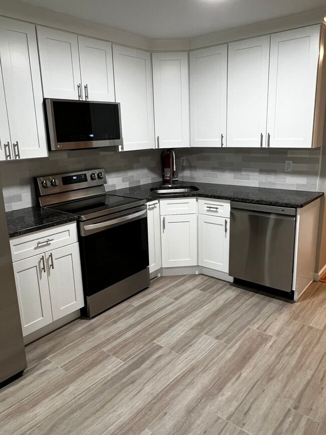 130 Morris Ave. in Long Branch, NJ - Building Photo - Building Photo