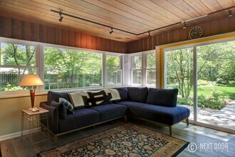 1614 Oak Park Dr in South Bend, IN - Building Photo - Building Photo