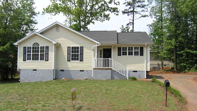 property at 16 Silver Spur Ct