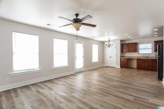 960 Moonlite Dr in Odenville, AL - Building Photo - Building Photo
